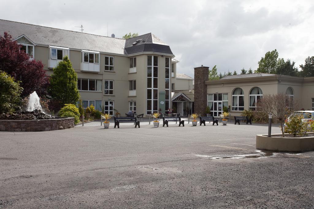 Earl Of Desmond Hotel Tralee Exterior photo